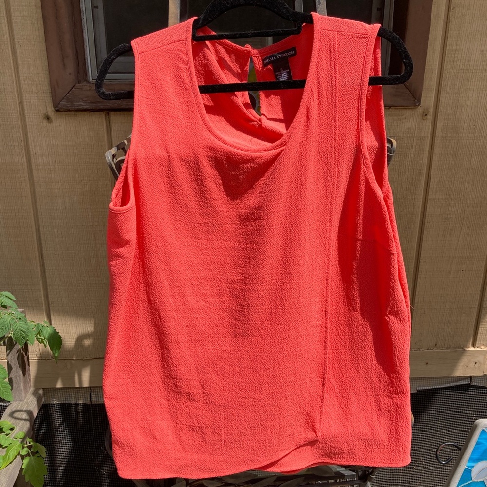 Chelsea & Theodore XL salmon-colored sleeveless